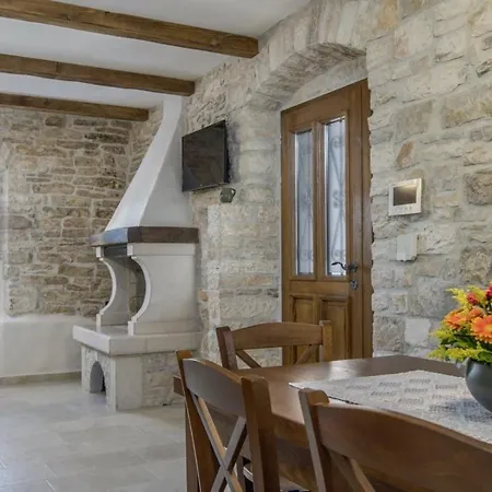 Heritage Croc In Bibali - Haus Fuer 4-6 Personen * Buje