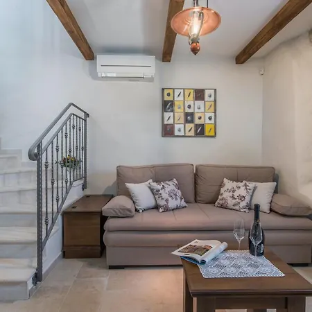 Villa Heritage Croc In Bibali - Haus Fuer 4-6 Personen Buje